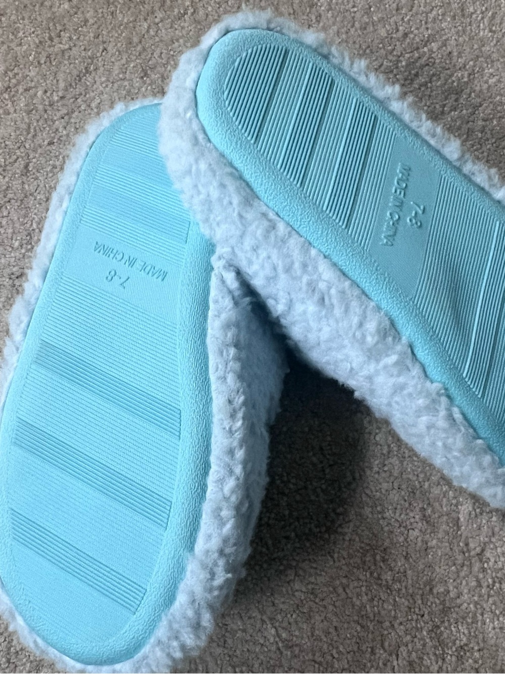Hello Kitty Pastel Blue Plush Indoor Slippers - Picture 8 of 11